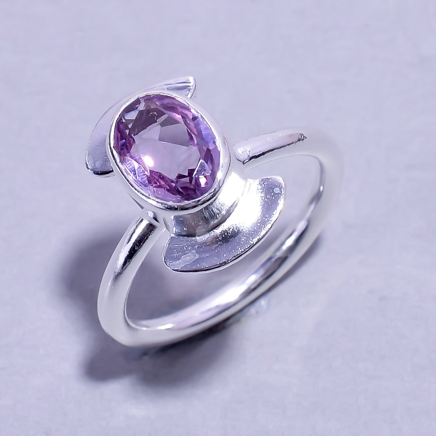 Natural Purple Amethyst Solitaire Fine Gemstone Ring