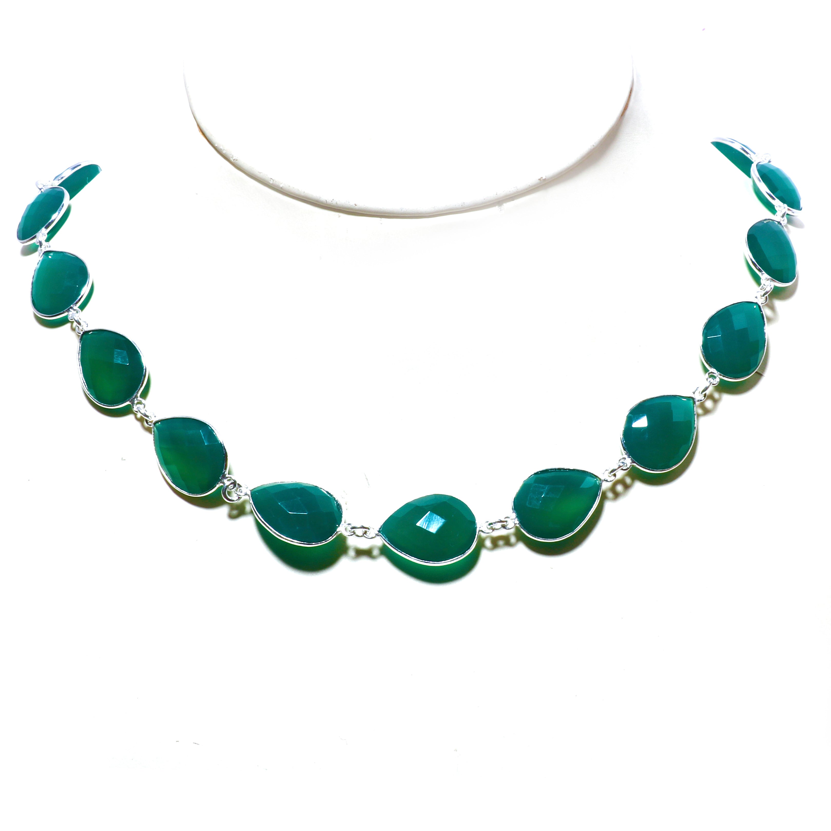 Natural Green Green Onyx Beaded Fine Gemstone Necklace 