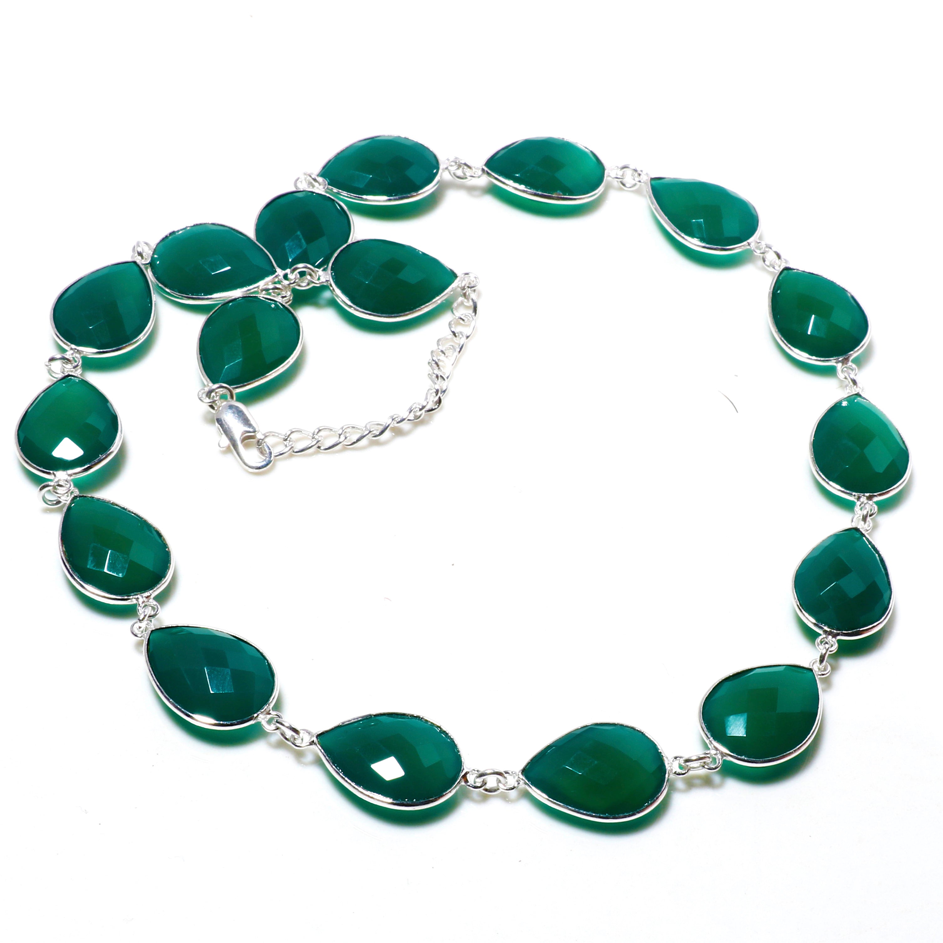 Natural Green Green Onyx Beaded Fine Gemstone Necklace 