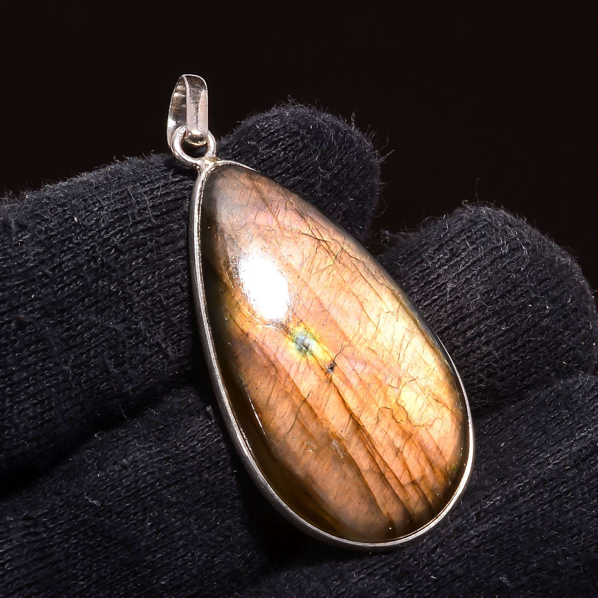 Natural Dark Gray Labradorite Pendant Fine Gemstone Pendant 