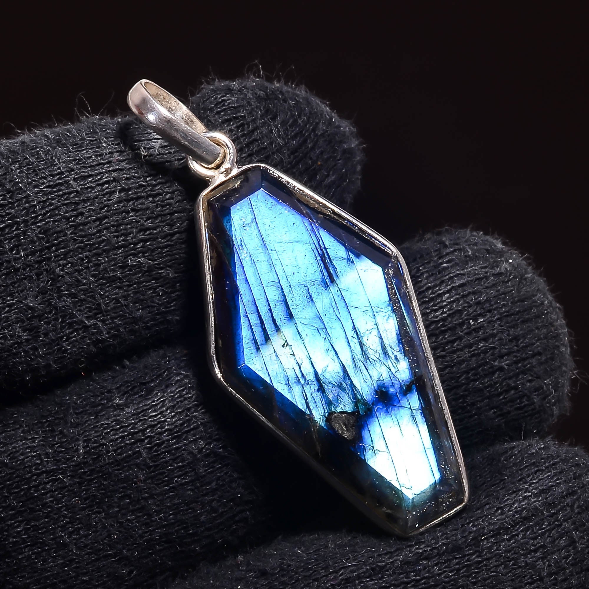 Natural Dark Gray Labradorite Pendant Fine Gemstone Pendant 