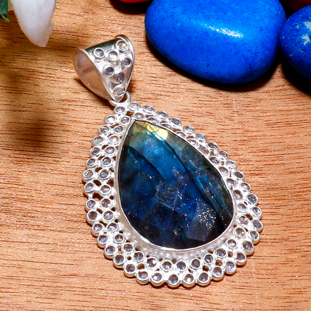 Natural Dark Gray  Labradorite  Pendant Fine Gemstone Pendant 