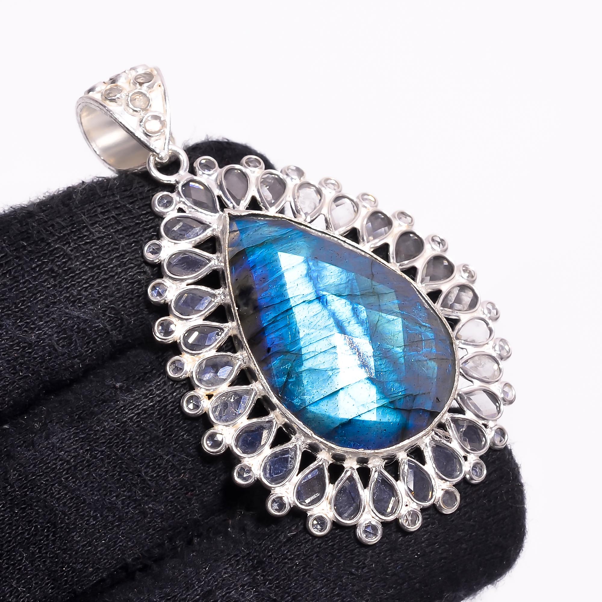 Natural Dark Gray  Labradorite  Pendant Fine Gemstone Pendant 