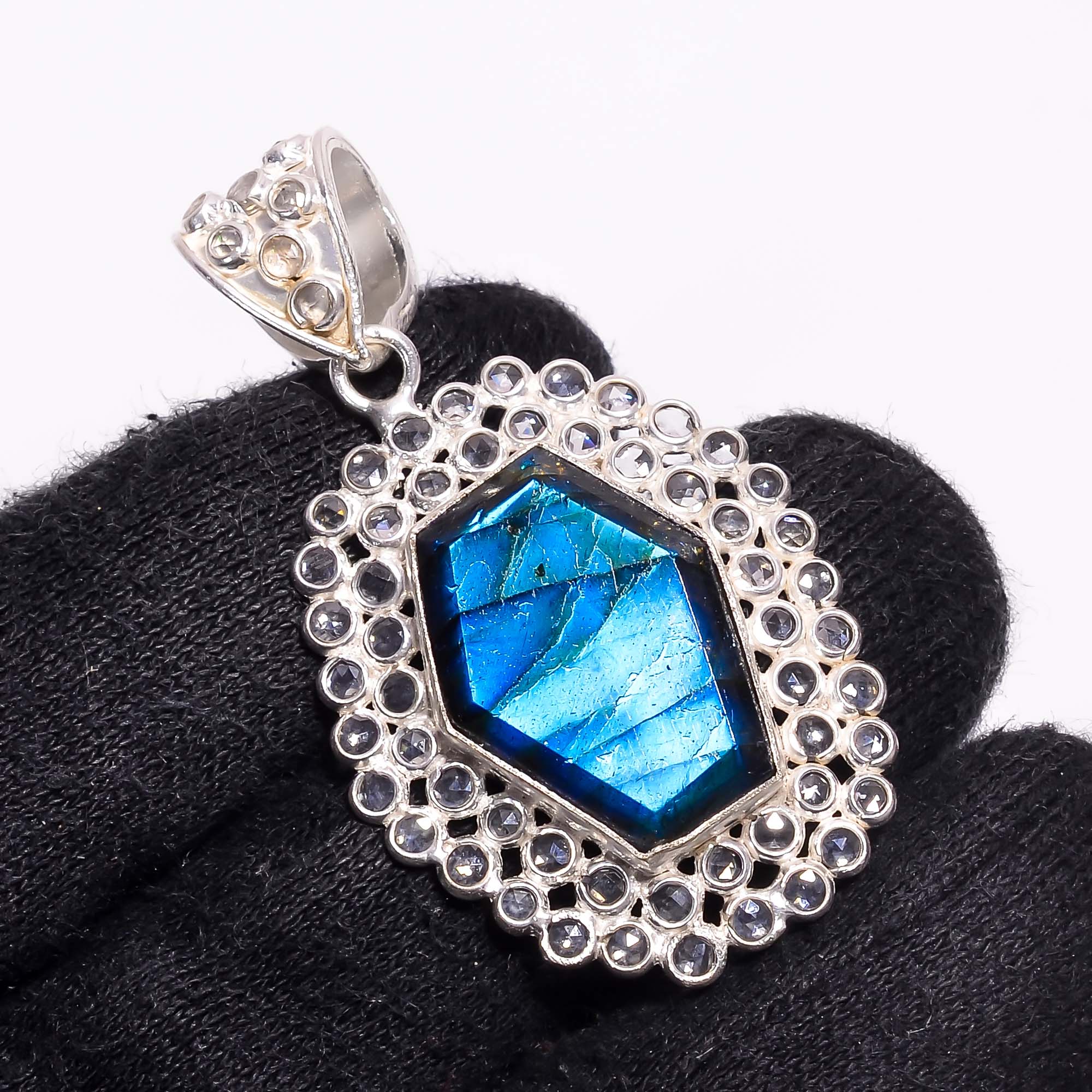 Natural Dark Gray  Labradorite  Pendant Fine Gemstone Pendant 