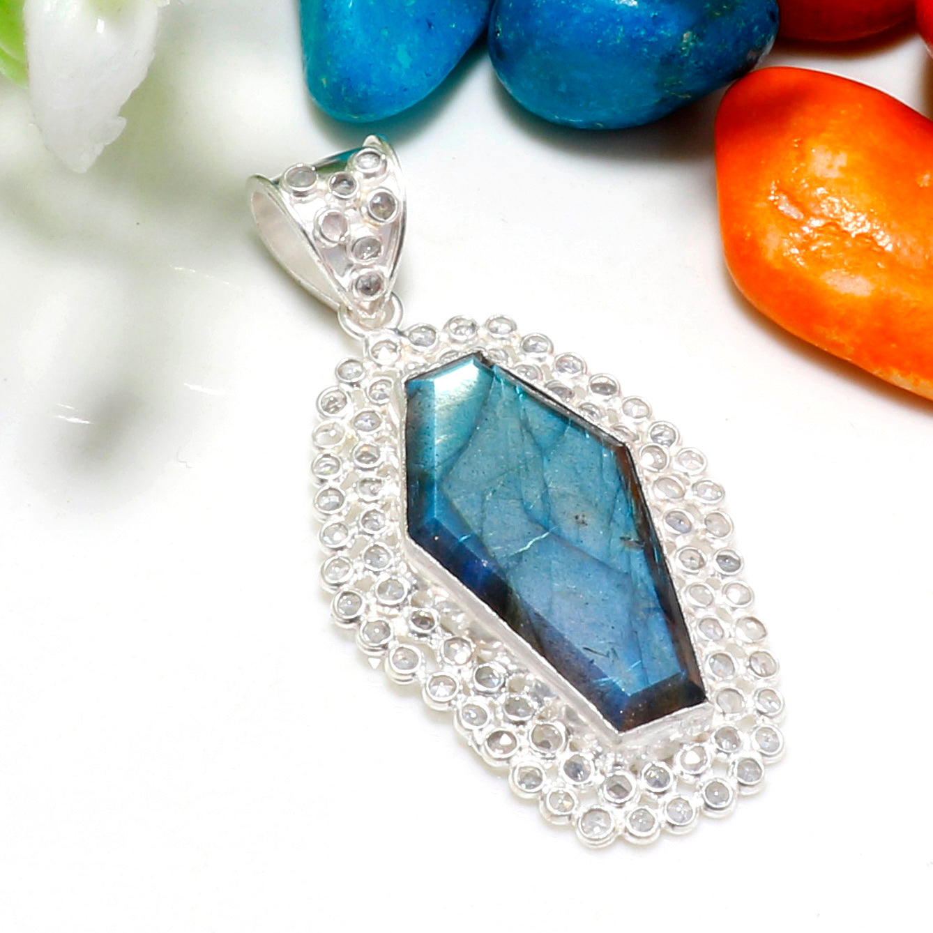 Natural Dark Gray  Labradorite  Pendant Fine Gemstone Pendant 