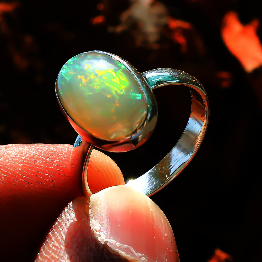 Natural White Ethiopian Opal Solitaire Fine Gemstone Ring 