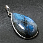 Natural Dark Gray Labradorite Pendant Fine Gemstone Pendant 