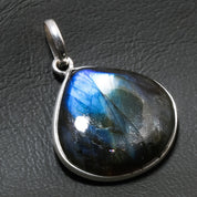 Natural Dark Gray Labradorite Pendant Fine Gemstone Pendant 