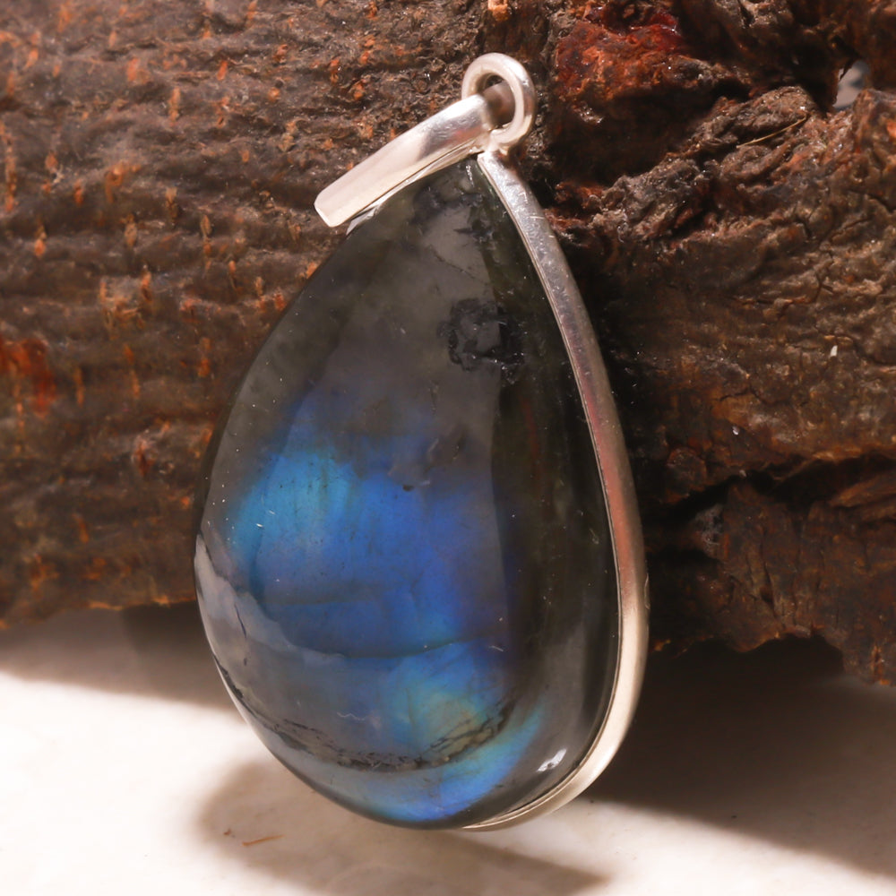 Natural Green Labradorite Pendant Fine Gemstone Pendant 