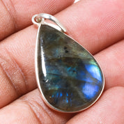 Natural Green Labradorite Pendant Fine Gemstone Pendant 