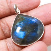 Natural Green Labradorite Pendant Fine Gemstone Pendant 