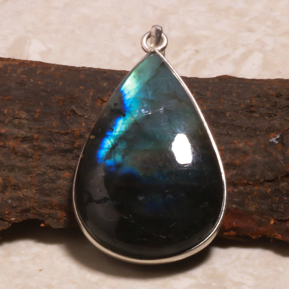 Natural Green Labradorite Pendant Fine Gemstone Pendant 