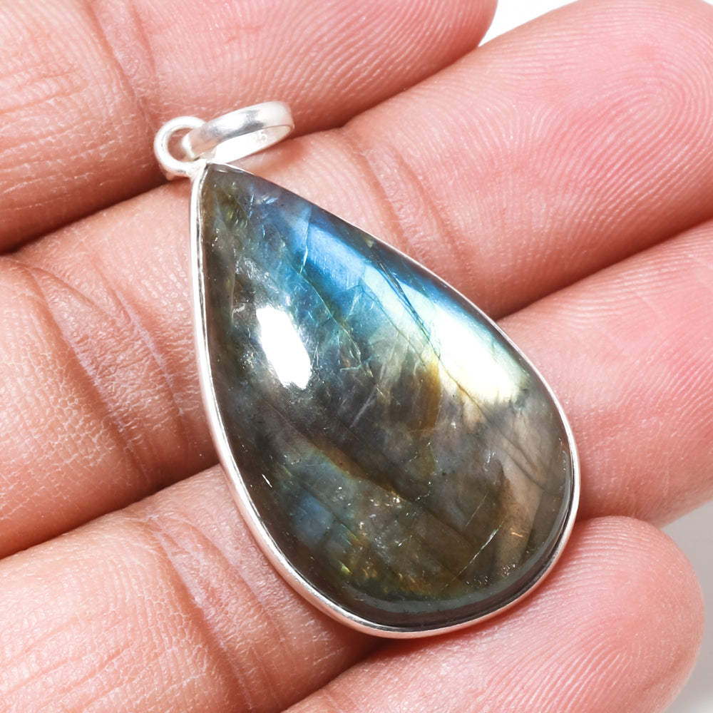 Natural Green Labradorite Pendant Fine Gemstone Pendant 