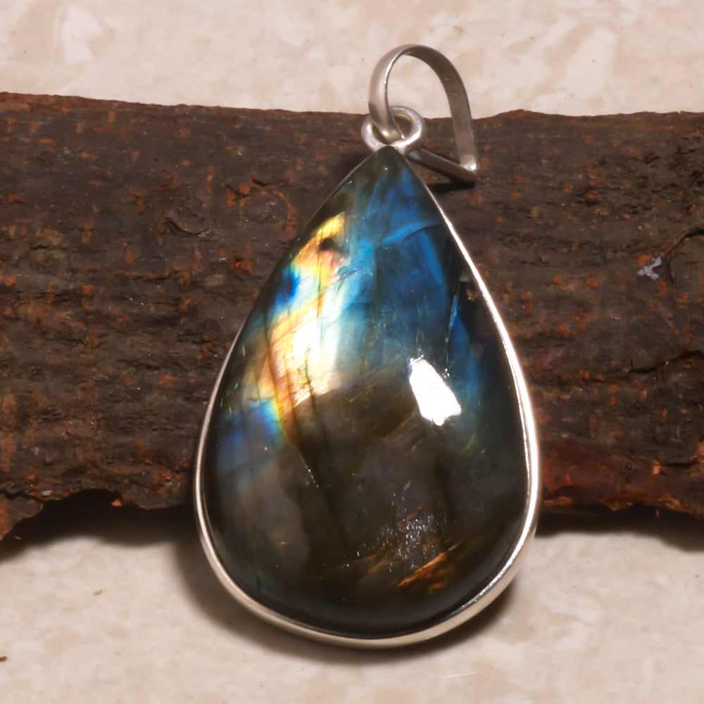 Natural Green Labradorite Pendant Fine Gemstone Pendant 