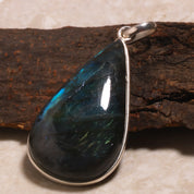 Natural Green Labradorite Pendant Fine Gemstone Pendant 