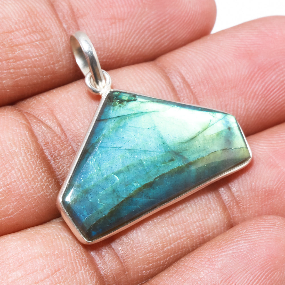 Natural Green Labradorite Pendant Fine Gemstone Pendant 