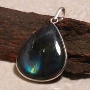 Natural Green Labradorite Pendant Fine Gemstone Pendant 