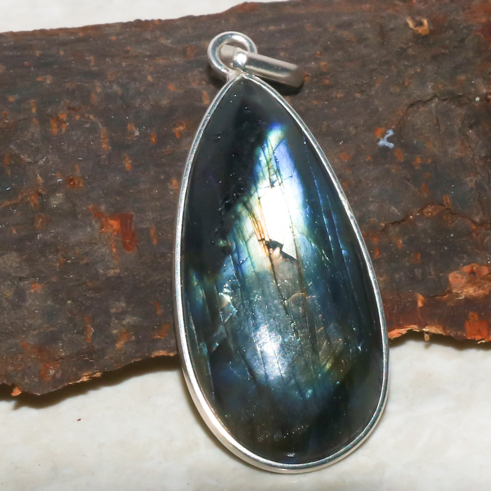 Natural Dark Gray Labradorite Pendant Fine Gemstone Pendant 