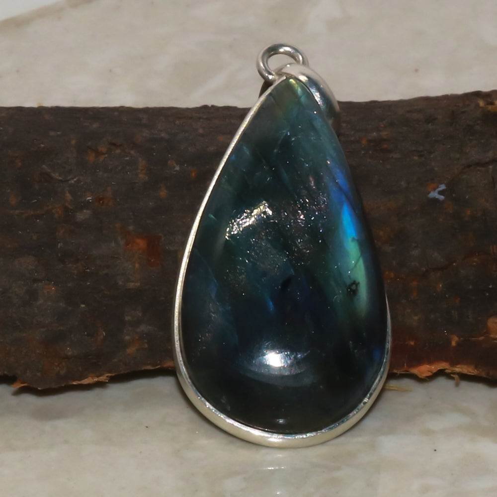 Natural Dark Gray Labradorite Pendant Fine Gemstone Pendant 