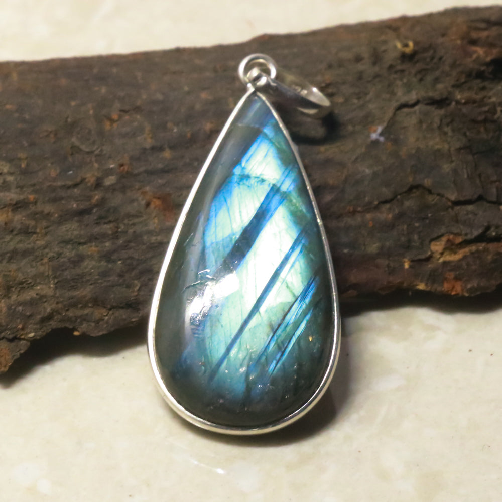 Natural Dark Gray Labradorite Pendant Fine Gemstone Pendant 