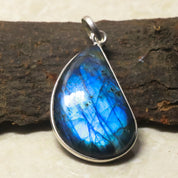 Natural Dark Gray Labradorite Pendant Fine Gemstone Pendant 