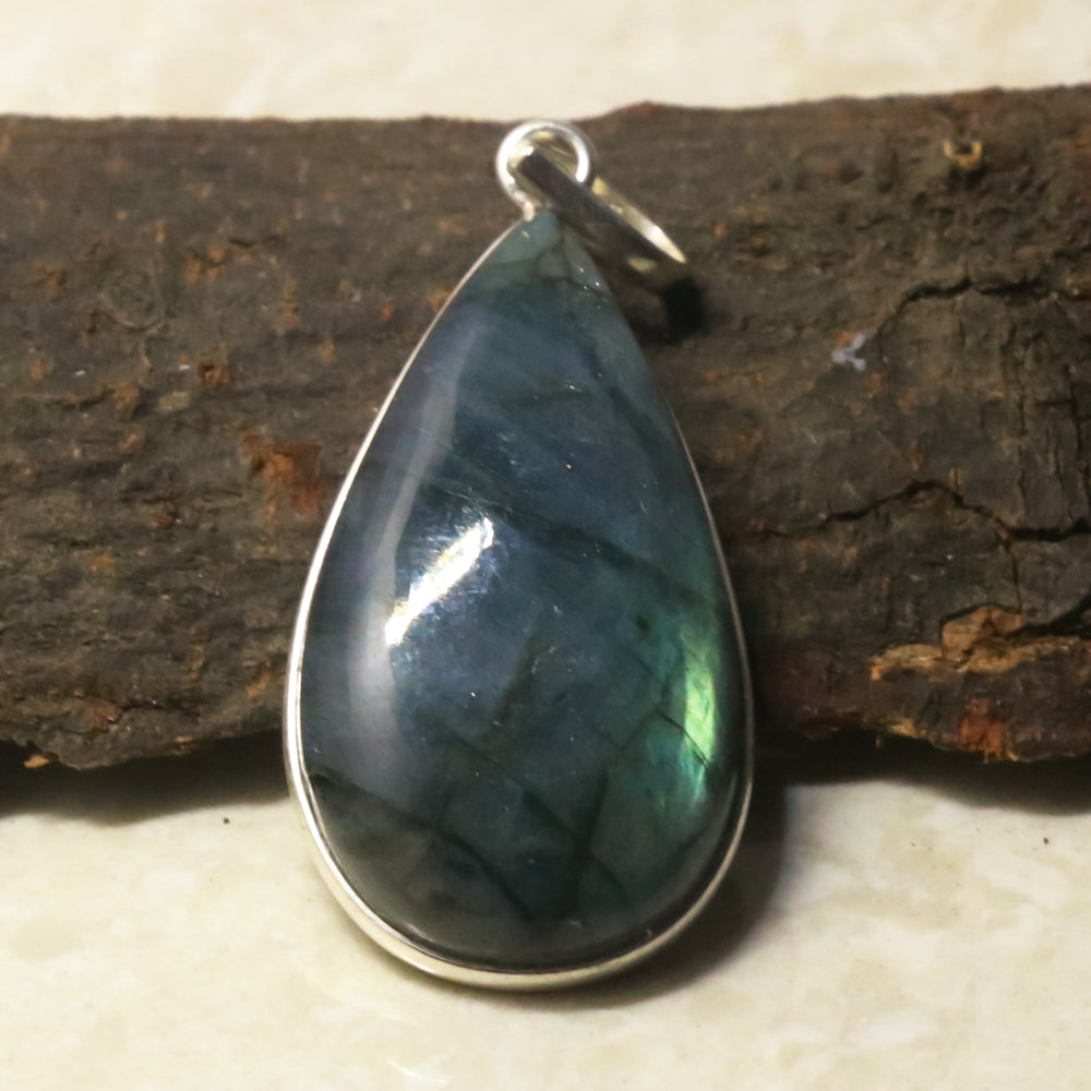 Natural Dark Gray Labradorite Pendant Fine Gemstone Pendant 