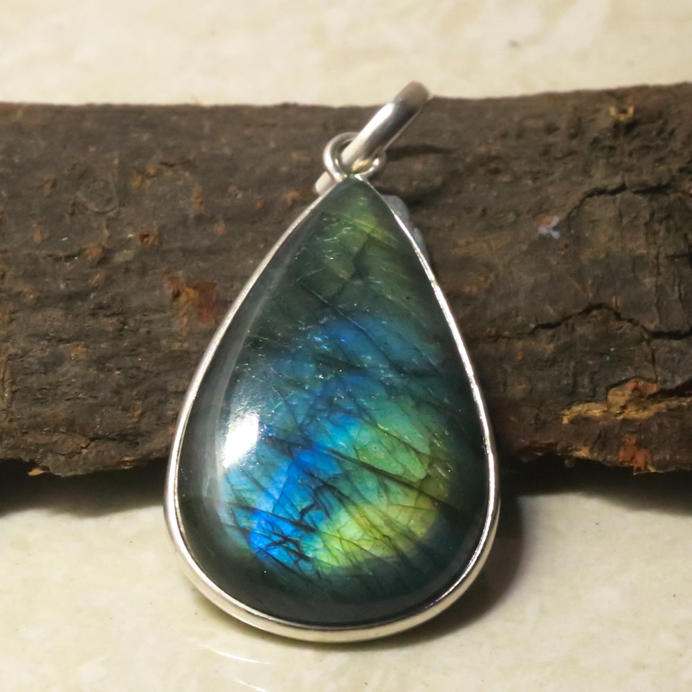 Natural Dark Gray Labradorite Pendant Fine Gemstone Pendant 