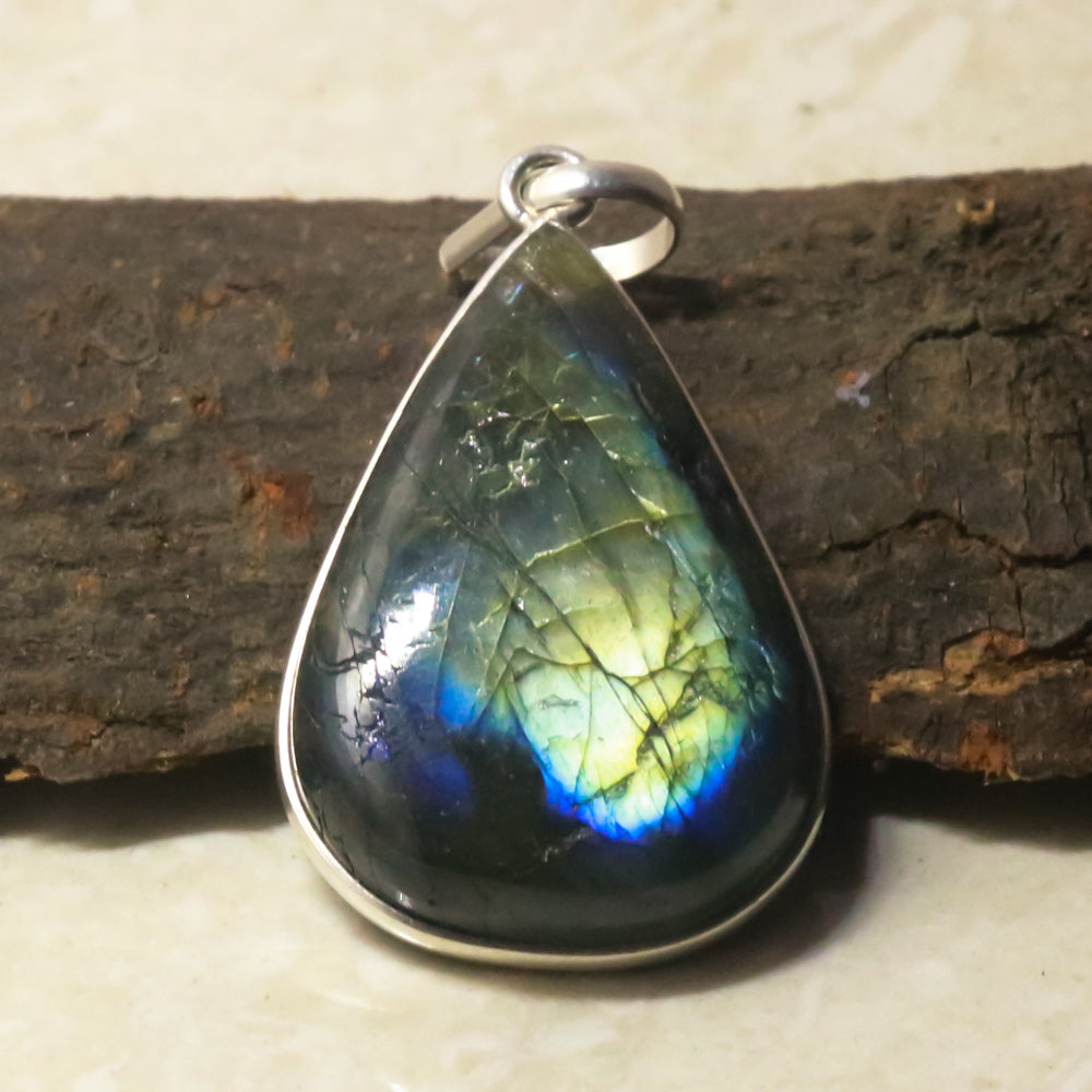 Natural Dark Gray Labradorite Pendant Fine Gemstone Pendant 