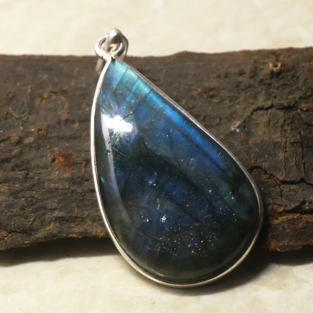 Natural Dark Gray Labradorite Pendant Fine Gemstone Pendant 