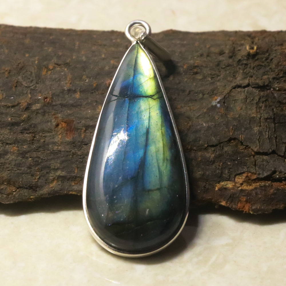 Natural Dark Gray Labradorite Pendant Fine Gemstone Pendant 