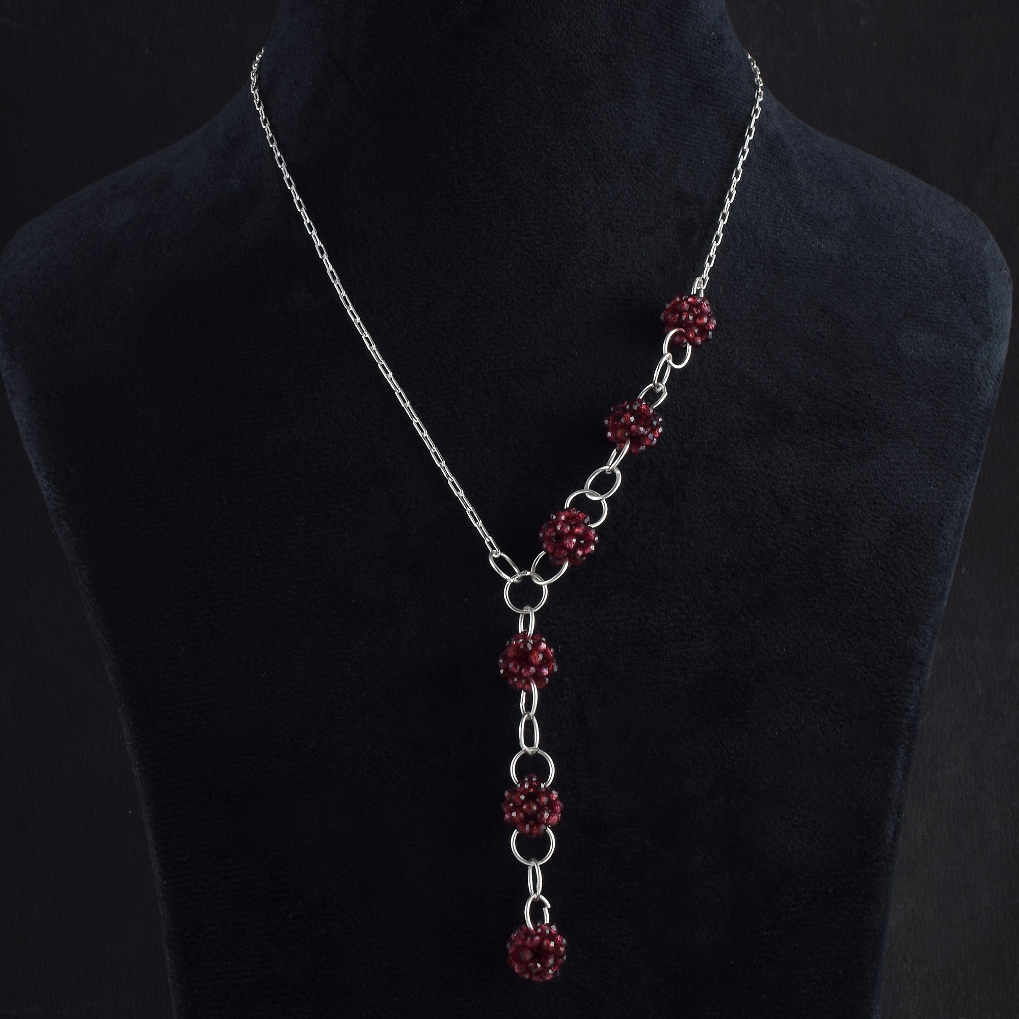 Natural Red Red Garnet Beaded Fine Gemstone Necklace 